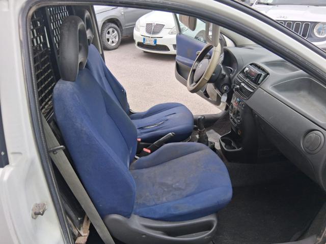 FIAT Punto usata 17
