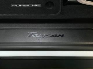 PORSCHE Taycan usata, con Vetri oscurati