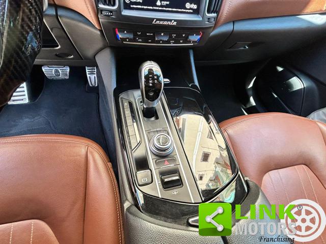 MASERATI Levante usata 16