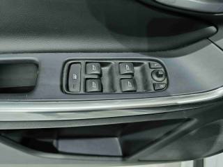 VOLVO XC60 usata, con Specchietti laterali elettrici