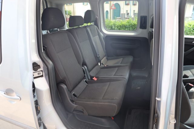 VOLKSWAGEN Caddy usata 58
