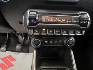 SUZUKI Ignis usata, con Fari LED