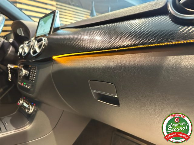 MERCEDES-BENZ B 220 usata, con Vetri oscurati