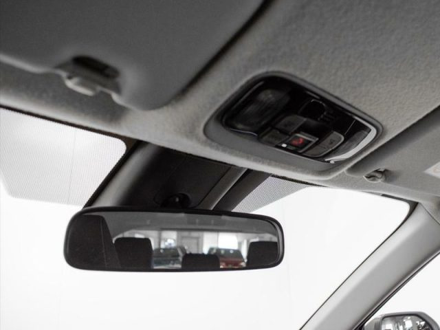 TOYOTA Yaris Cross usata, con Specchietti laterali elettrici