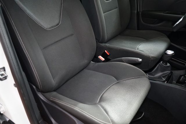 RENAULT Clio usata, con Servosterzo