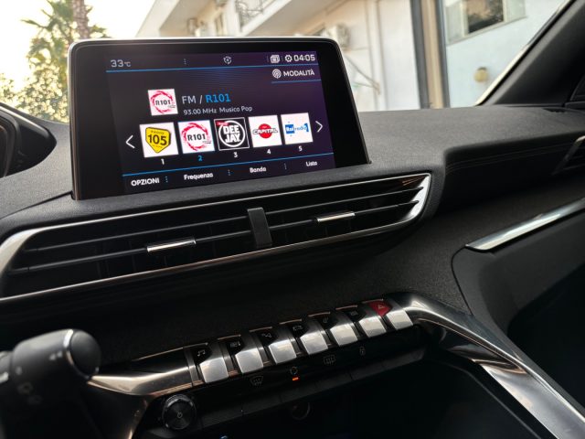 PEUGEOT 3008 usata, con Autoradio digitale