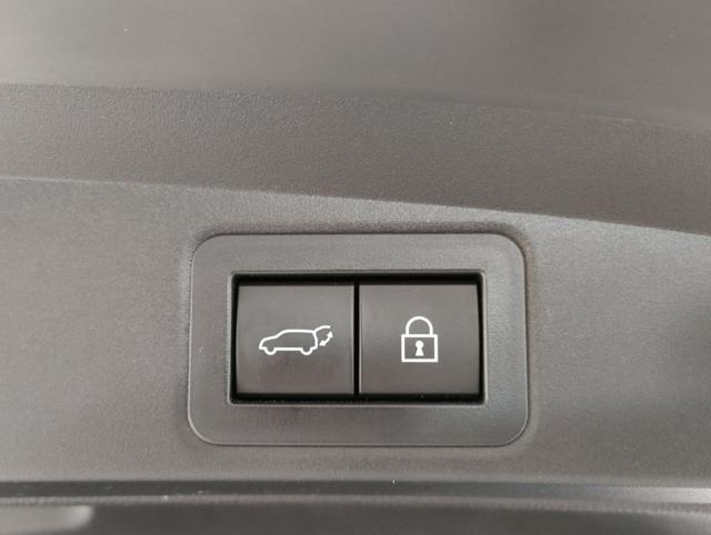 TOYOTA Corolla usata, con Autoradio digitale