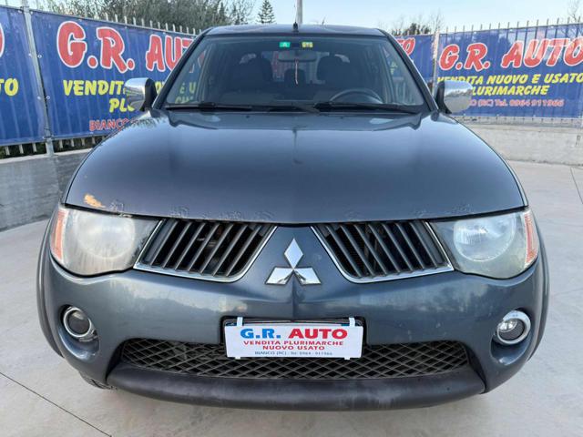 MITSUBISHI L200 usata, con Autoradio