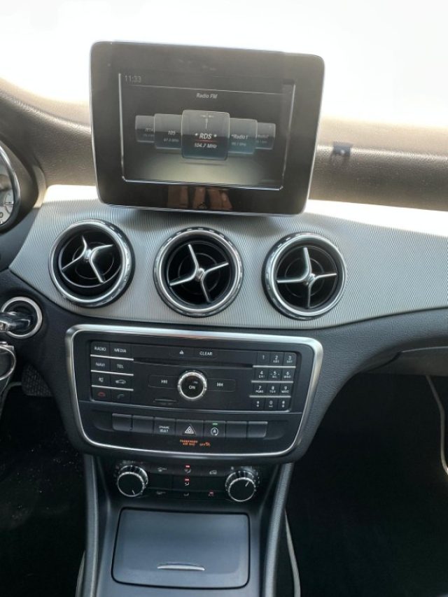 MERCEDES-BENZ GLA 200 usata, con Vetri oscurati