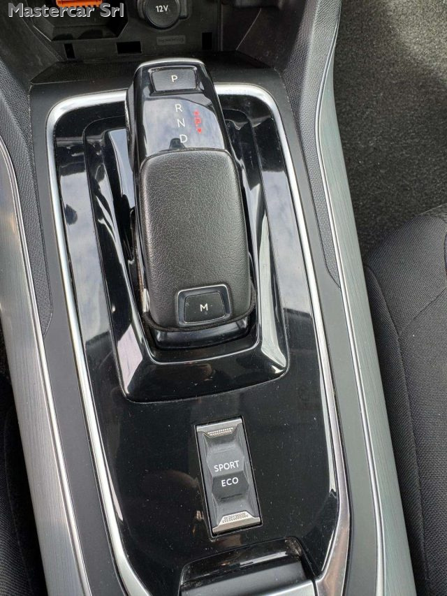 PEUGEOT 308 usata, con Fendinebbia