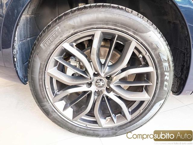 MASERATI Levante usata, con Specchietti laterali elettrici