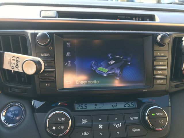 TOYOTA RAV 4 MY23 usata, con Immobilizzatore elettronico