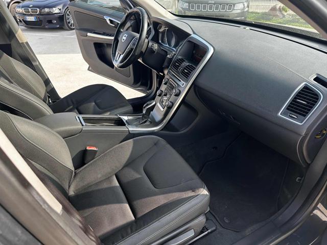 VOLVO XC60 usata 23