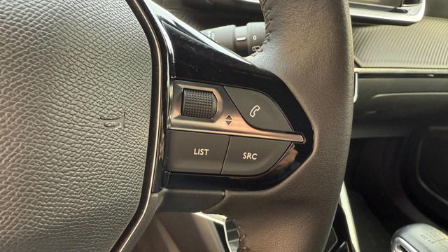 PEUGEOT 2008 usata, con Boardcomputer