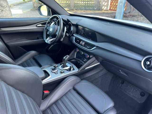 ALFA ROMEO Stelvio usata, con Fari Xenon