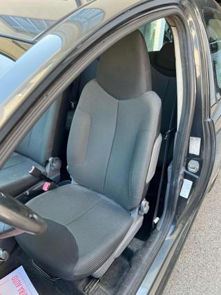 TOYOTA Aygo usata, con Bluetooth
