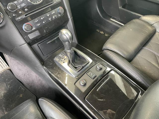 INFINITI QX70 usata, con Park Distance Control