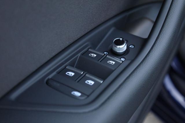 AUDI A4 usata, con Controllo automatico clima