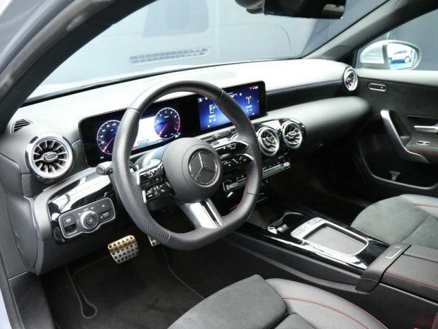 MERCEDES-BENZ A 180 usata, con Fendinebbia