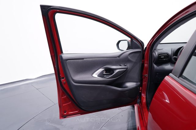 TOYOTA Yaris usata, con ESP