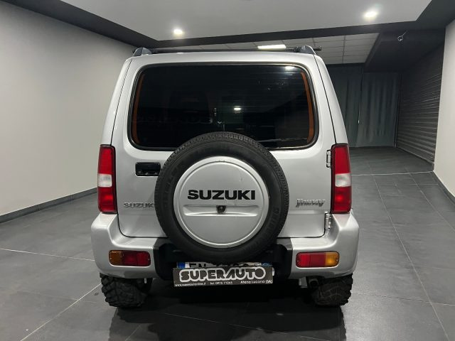 SUZUKI Jimny usata, con Autoradio