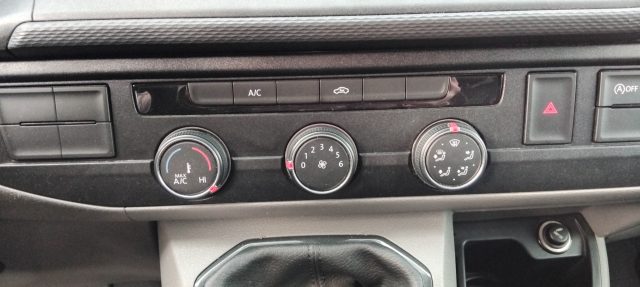 VOLKSWAGEN Transporter usata 14