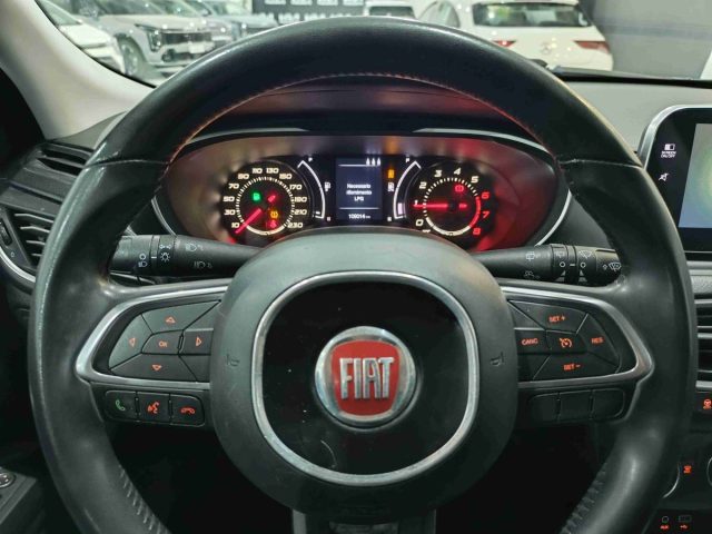 FIAT Tipo usata, con Specchietti laterali elettrici