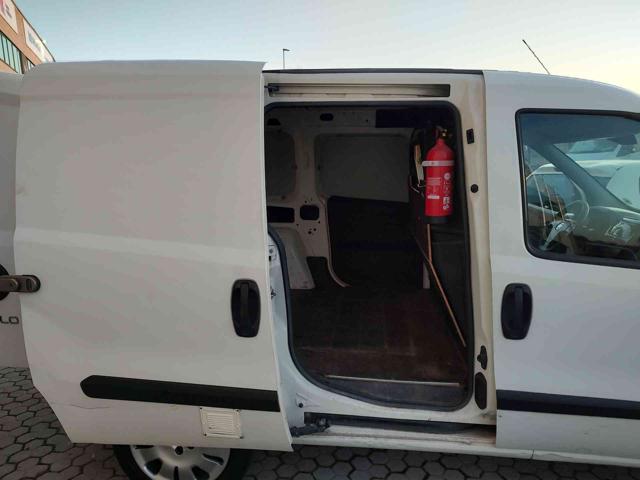 FIAT Doblo usata, con USB