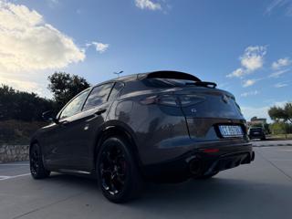 ALFA ROMEO Stelvio usata, con Specchietto retrovisore con funzione antiabbagliamento