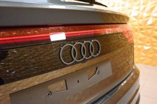 AUDI Q8 usata 215