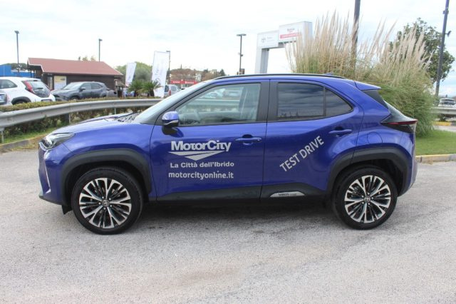 TOYOTA Yaris Cross usata, con Autoradio