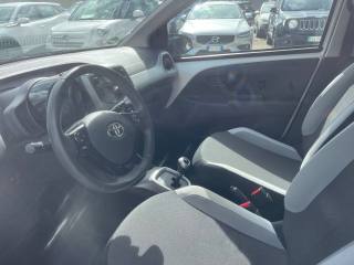TOYOTA Aygo usata 12