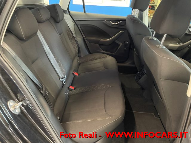 SKODA Kamiq usata, con Boardcomputer