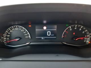 PEUGEOT 208 usata, con Boardcomputer