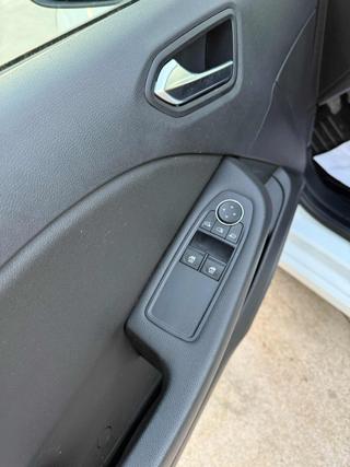 RENAULT Clio usata, con Sedile posteriore sdoppiato