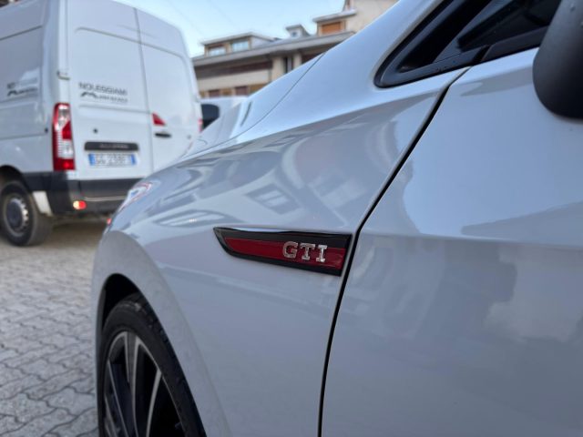 VOLKSWAGEN Golf usata, con Chiusura centralizzata