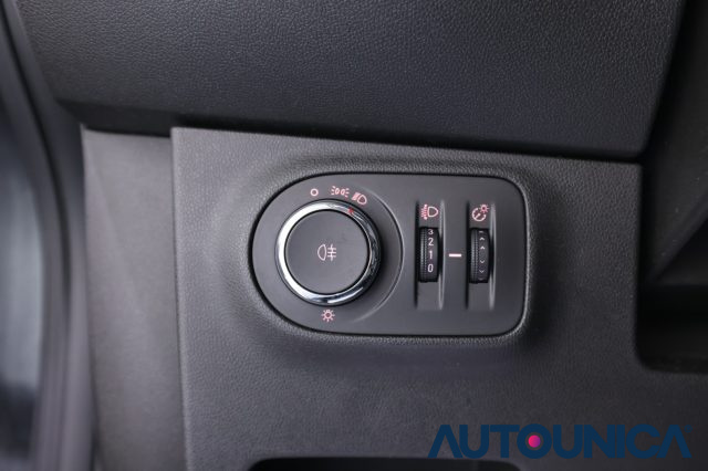 OPEL Corsa usata, con Sensore di luce