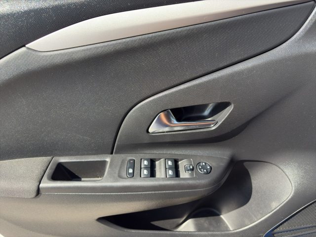 OPEL Corsa usata, con Sensore di luce