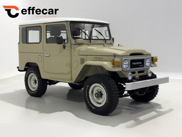 TOYOTA Land Cruiser usata, con Interni in pelle