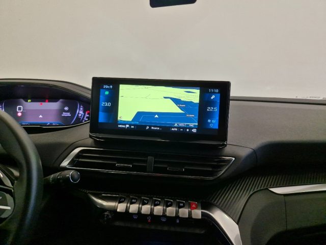 PEUGEOT 5008 usata, con Sedile posteriore sdoppiato