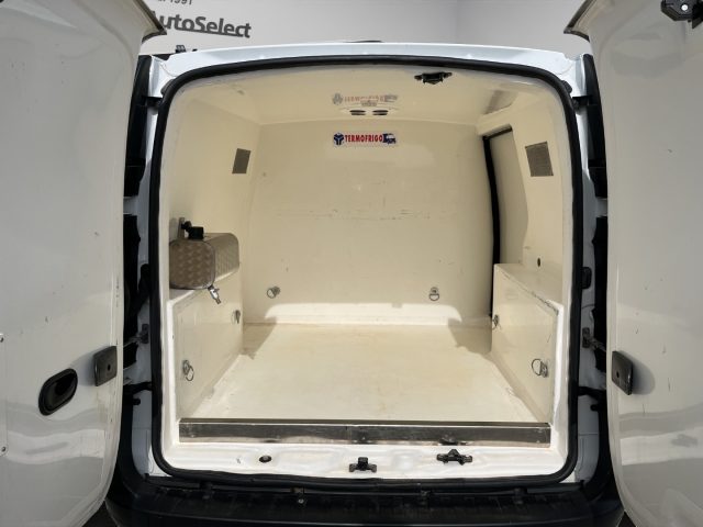 RENAULT Kangoo usata 13