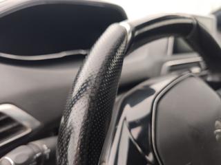 PEUGEOT 5008 usata, con Sistema di chiamata d