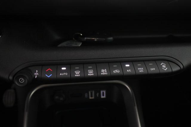 JEEP Avenger usata 19