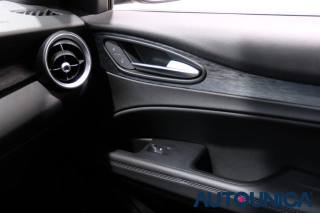 ALFA ROMEO Stelvio usata, con Sensori di parcheggio posteriori