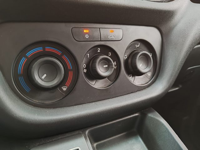 FIAT Doblo usata 17