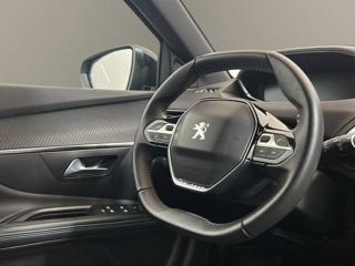 PEUGEOT 5008 usata, con Sedile posteriore sdoppiato