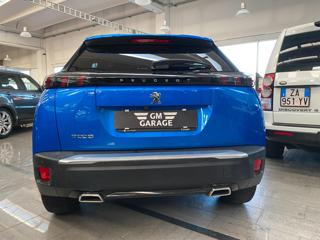PEUGEOT 2008 usata, con Touch screen