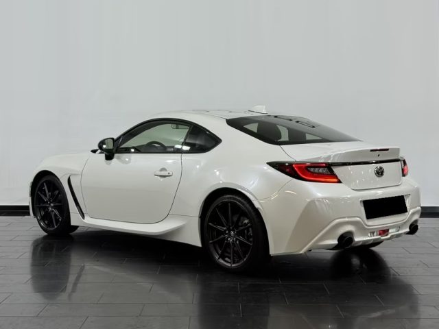 TOYOTA GR86 usata, con Controllo automatico clima
