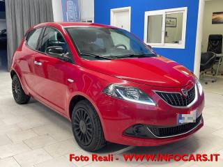 LANCIA Ypsilon 1.0 FireFly 5 porte S&S Hybrid Silver PROMO !