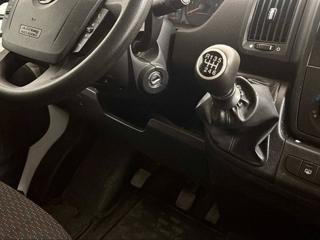OPEL Movano usata, con MP3